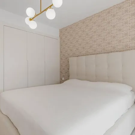 Apartment Unique Flat With Parking, Pool, Gym And Coworking Estepona