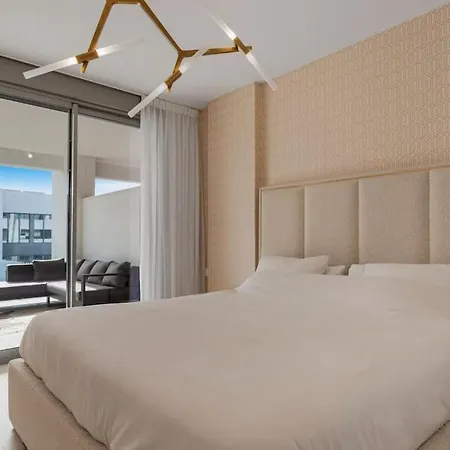 Apartment Unique Flat With Parking, Pool, Gym And Coworking Estepona