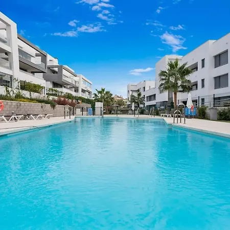 Unique Flat With Parking, Pool, Gym And Coworking * Estepona